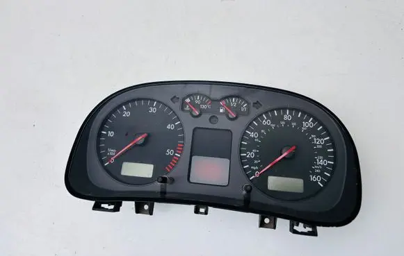 Volkswagen Golf IV Speedometer (instrument cluster) 1J0920926C 0263637073