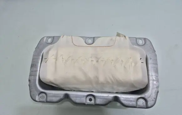 Ford Fiesta Passenger airbag 8V51A044H30BA