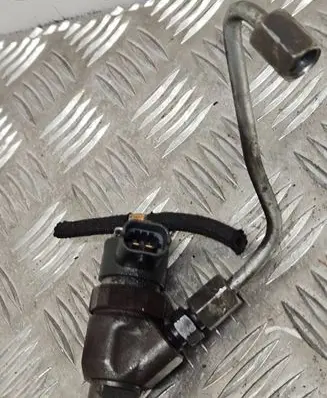 Honda Civic Fuel injector 16450R06E01