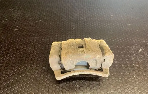 KIA Sorento Rear brake caliper 
