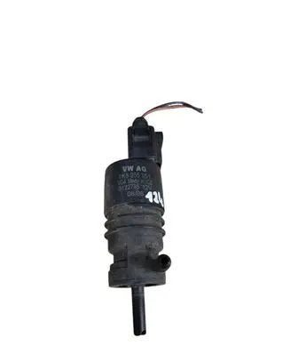 Volkswagen Golf VI Windscreen/windshield washer pump 1K5955651