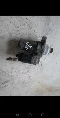 Volkswagen Golf V Starter motor