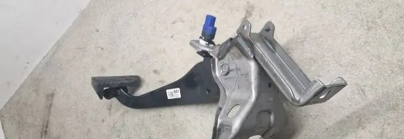 Hyundai Ioniq 5 Brake pedal 32800GI900