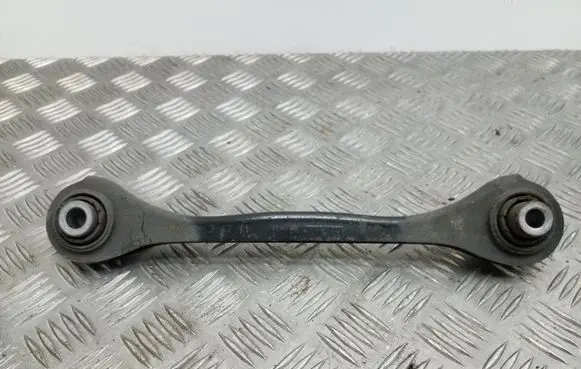 Rear control arm