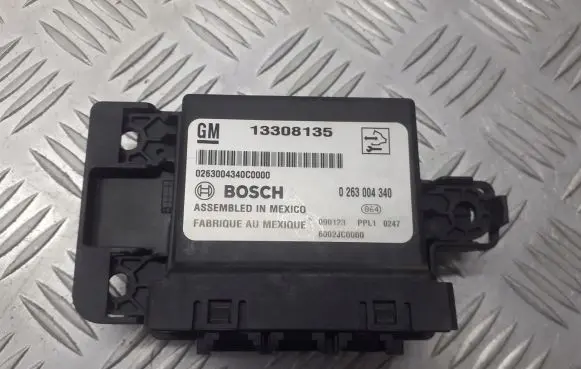 Opel Insignia A Parking PDC control unit/module 13308135