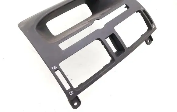 Toyota Avensis T250 Dashboard center trim panel 8581