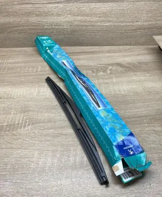 Peugeot 206 Windshield/front glass wiper blade 6426P6