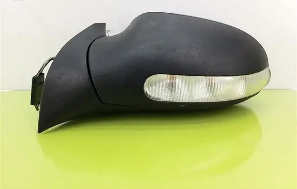 Mercedes-Benz A W168 Front door electric wing mirror 