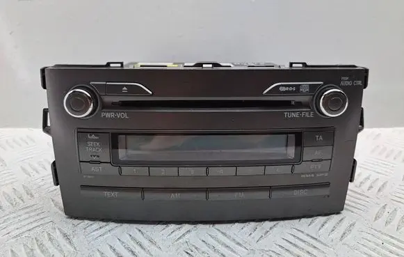 Toyota Auris 150 Radio/CD/DVD/GPS head unit 8612002520 SFB01813 1220008900C101