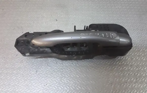 Renault Megane III Rear door exterior handle 806060041R
