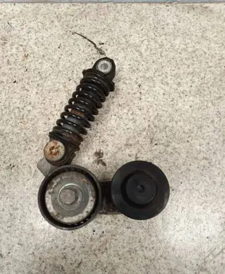 KIA Ceed Alternator belt tensioner 252812U010 F621364