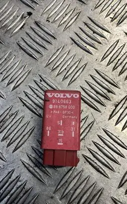 Volvo S80 Window wiper relay 9140663