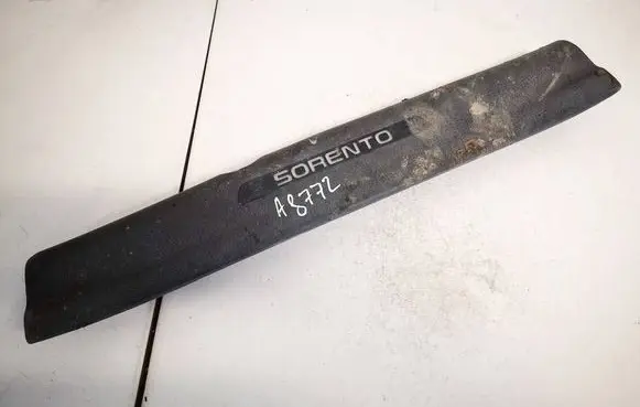 KIA Sorento Front sill trim cover 858742p200 85874-2p200