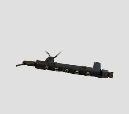 Nissan X-Trail T30 Fuel main line pipe