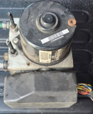 Peugeot 207 ABS Pump 9663703980 10039929744
