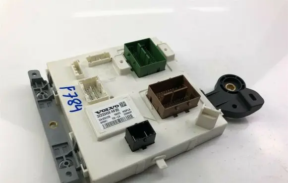 Volvo V60 Other control units/modules 32233459AB F784