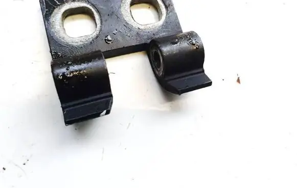 BMW 1 E81 E87 Rear door lower hinge a046574