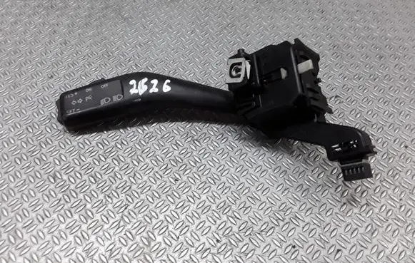Volkswagen Touran I Indicator stalk 1K0953513A
