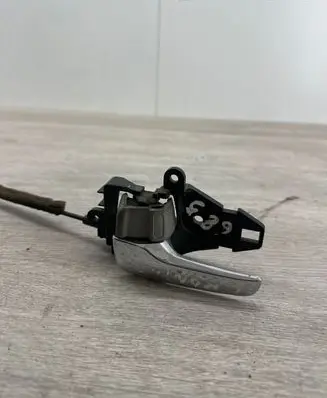 Mitsubishi Grandis Rear door interior handle MN105359