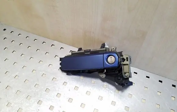 Audi A3 S3 A3 Sportback 8P Front door exterior handle