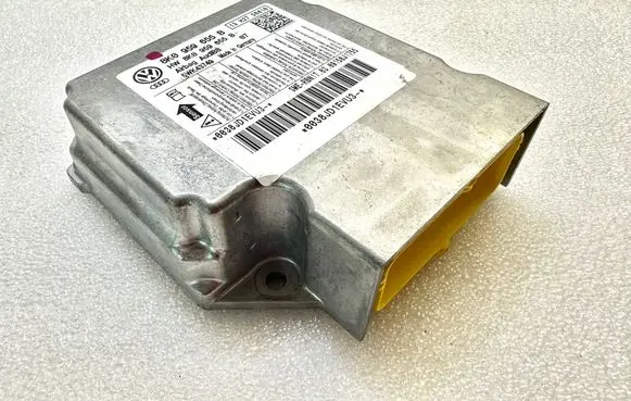 Audi A4 S4 B8 8K Airbag control unit/module 8K0959655B 0038JD1EVU3 5WK43749