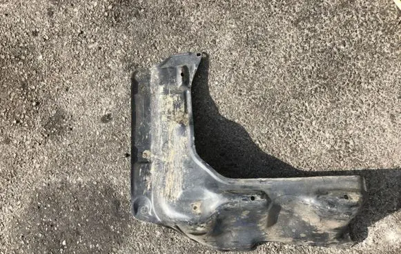 Toyota Corolla E120 E130 Engine splash shield/under tray 5144112190