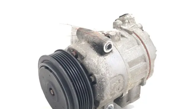 Skoda Fabia Mk1 (6Y) Air conditioning (A/C) compressor (pump) 6Q0820808F