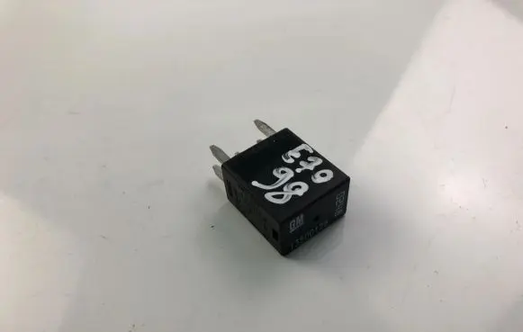 Chevrolet Orlando Other relay 13500128