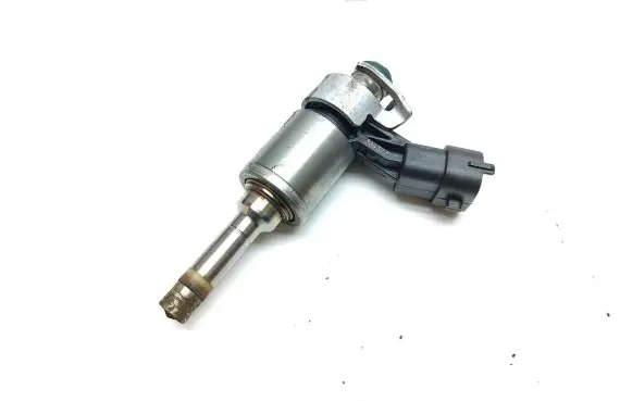 Maserati Levante Fuel injector 0261500