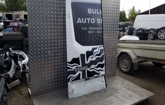 Iveco Daily 6th gen Back/rear loading door 