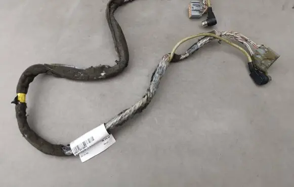 Volvo V70 Sound system wiring loom 3533717 3533717818