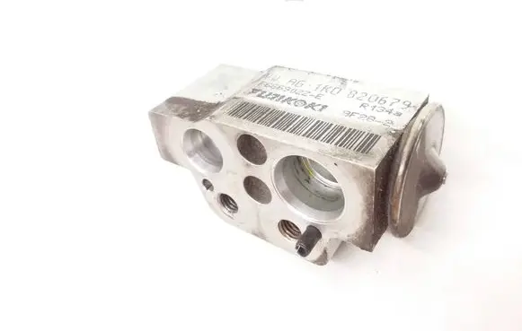 Seat Altea Air conditioning (A/C) expansion valve 1K0820679