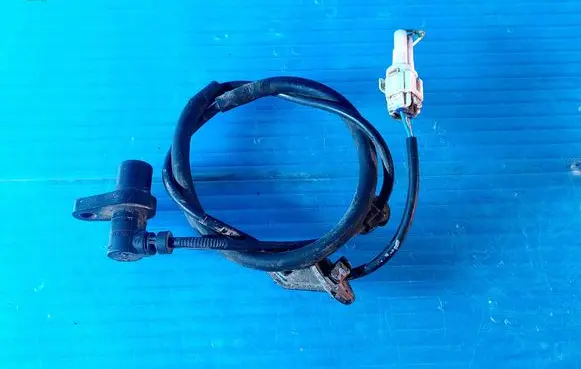 Toyota Yaris Verso ABS brake wheel speed sensor 8954352010