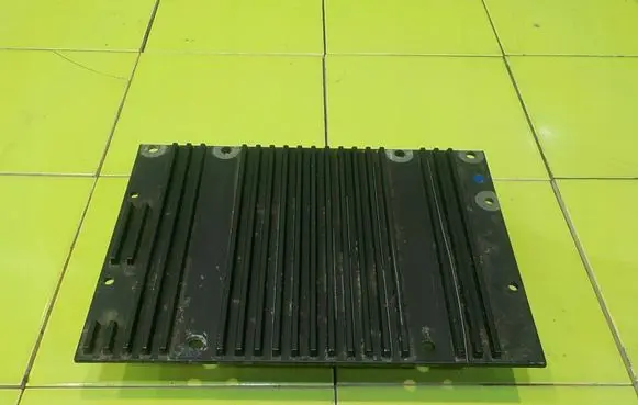 Volvo XC90 Sound amplifier N31310007 14AB63 31282140