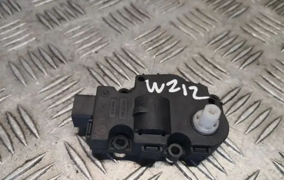 Mercedes-Benz E W212 Intake manifold valve actuator/motor A2218200042 2218200042
