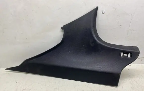 BMW 3 E90 E91 (C) pillar trim 51437249660 521070