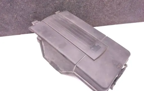 Volkswagen Caddy Battery box tray cover/lid 3C0915443A