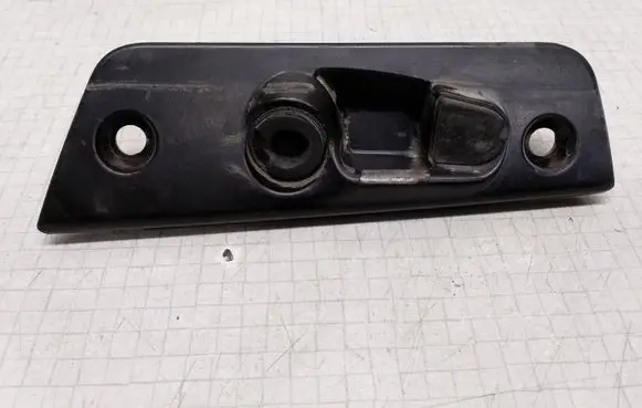 Volkswagen Transporter - Caravelle T5 Loading door lock loop/hook striker 7H0843638C