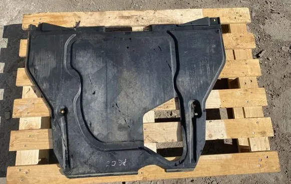 Audi A6 S6 C5 4B Engine splash shield/under tray 4B0863822F
