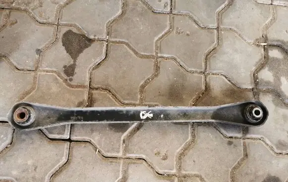 Peugeot 508 Rear suspension control arm 