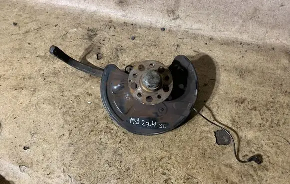 Mercedes-Benz SL R230 Front wheel hub 