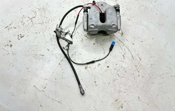 BMW X3 G01 Front brake caliper 53389A 6024330 687034902