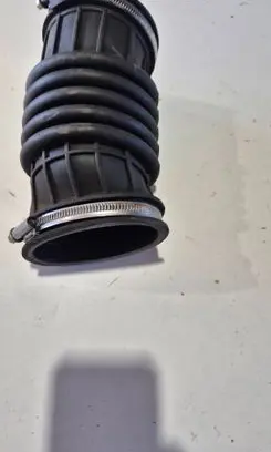 Volvo XC90 Air intake duct part 31657599