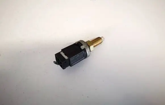 Brake pedal sensor switch