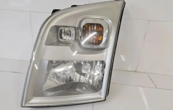 Ford Transit Headlight/headlamp 6C1113W030DE 01010099900000