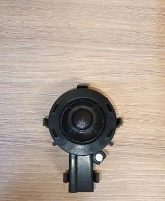Volvo S80 High frequency speaker in the rear doors 31252330