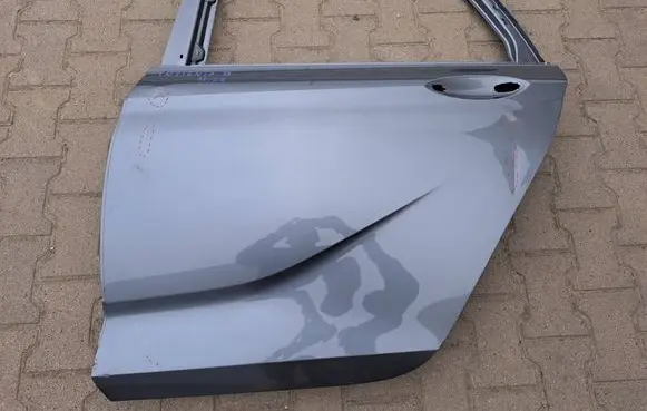 Opel Insignia B Rear door