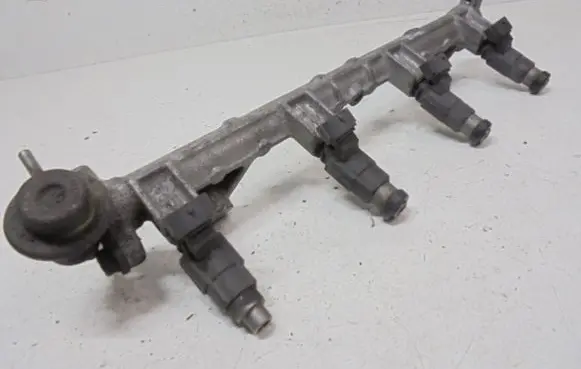 Mitsubishi Space Star Fuel injector CDH166