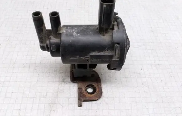 Chrysler Sebring (ST-22 - JR) Turbo solenoid valve
