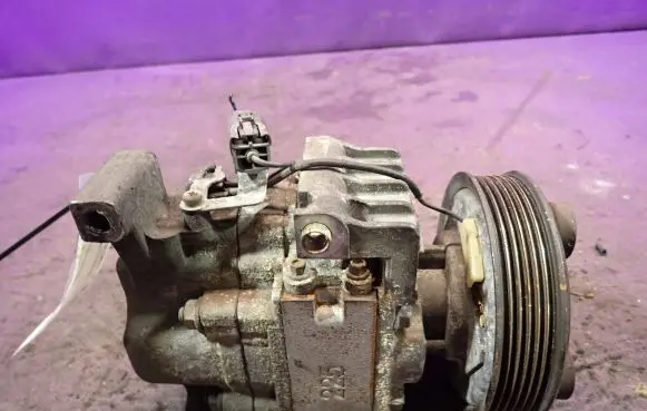Mazda 6 Air conditioning (A/C) compressor (pump) H12A1AF4DW